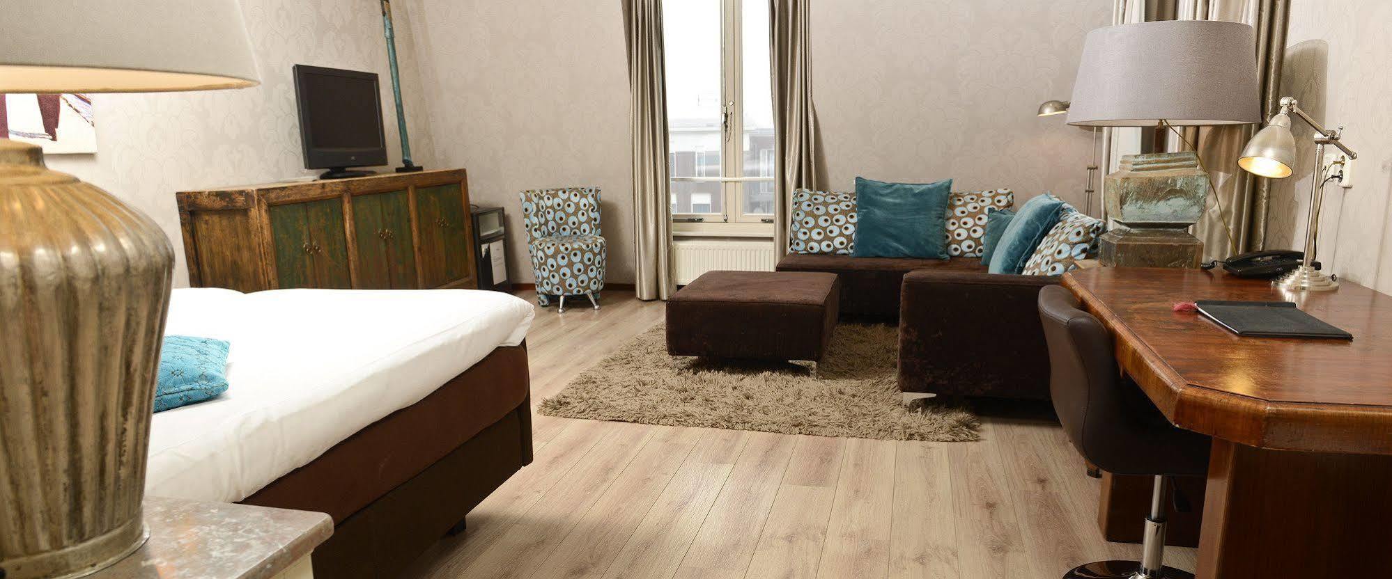 Augusta Hotel IJmuiden Bagian luar foto