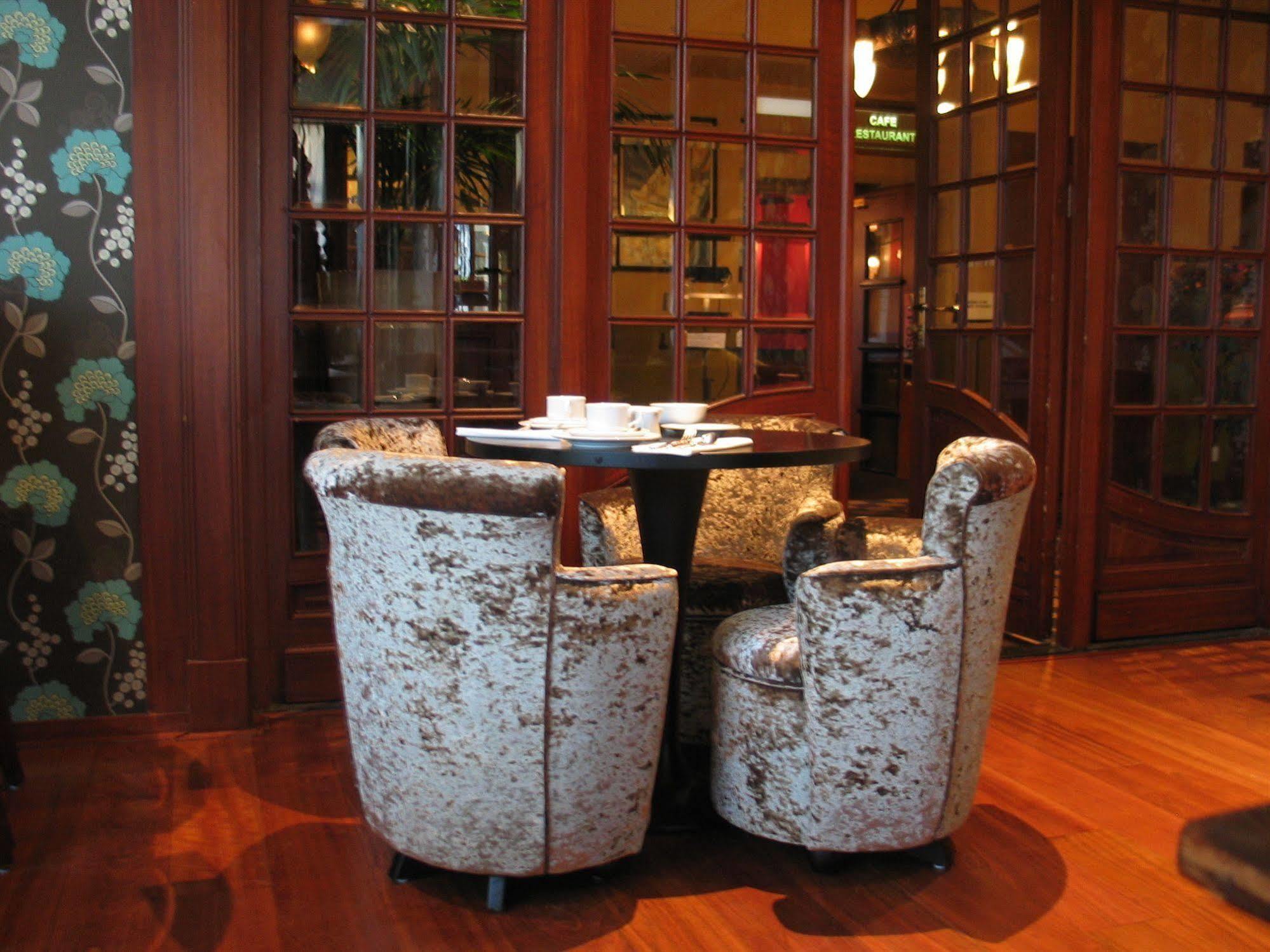 Augusta Hotel IJmuiden Bagian luar foto