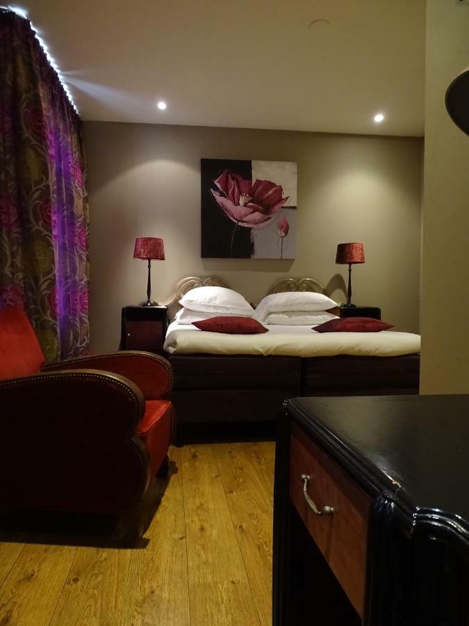 Augusta Hotel IJmuiden Bagian luar foto